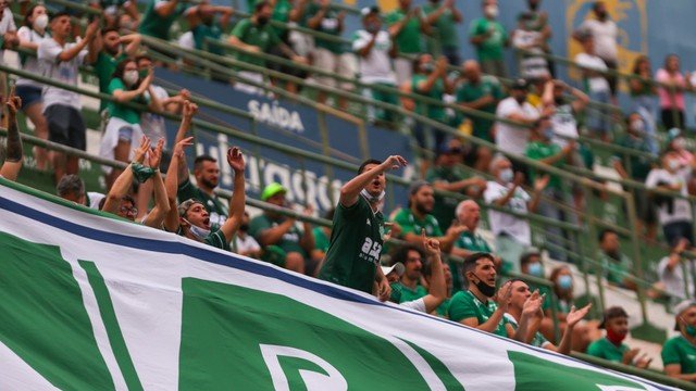 Guarani 3×0 Londrina – Bem-vinda de volta, Torcida Bugrina, você ganhou esse jogo