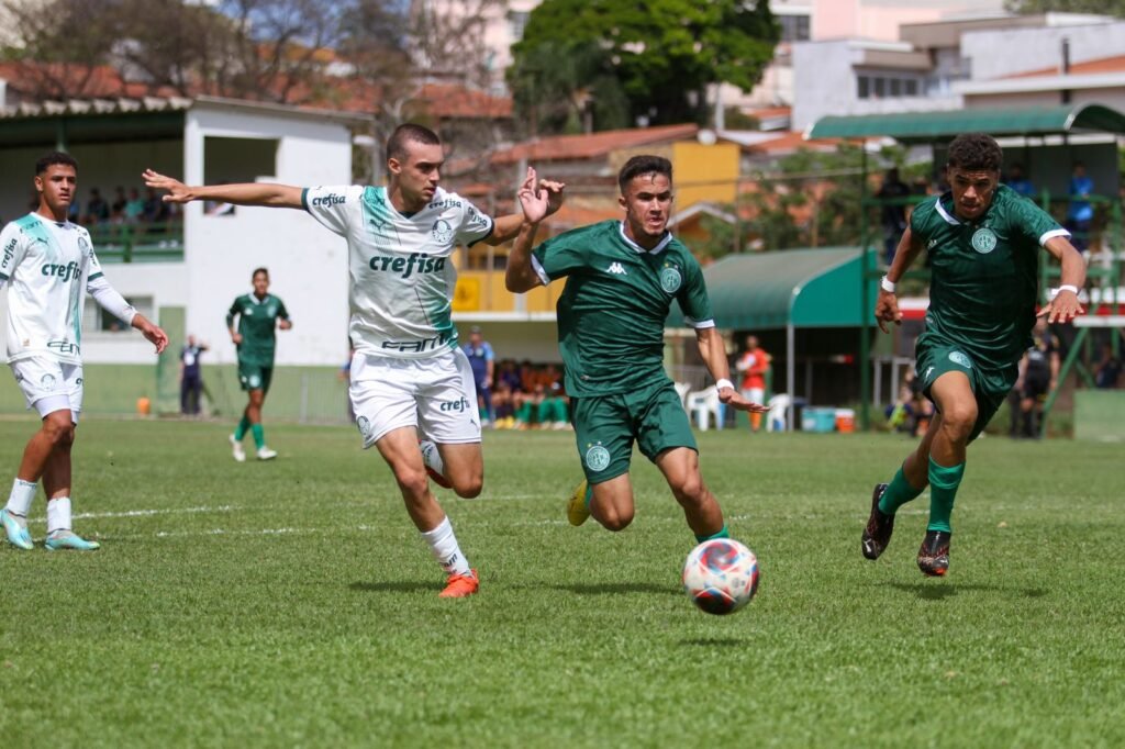 No campo do CT, Bugre vence o Santos por 2x1 no Paulista Sub-20 - Planeta  Guarani