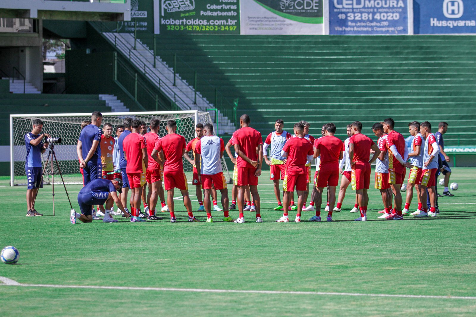 Com 10 caras novas, 16 manutenções e algumas indefinições, Bugre estreia na Série B 2024