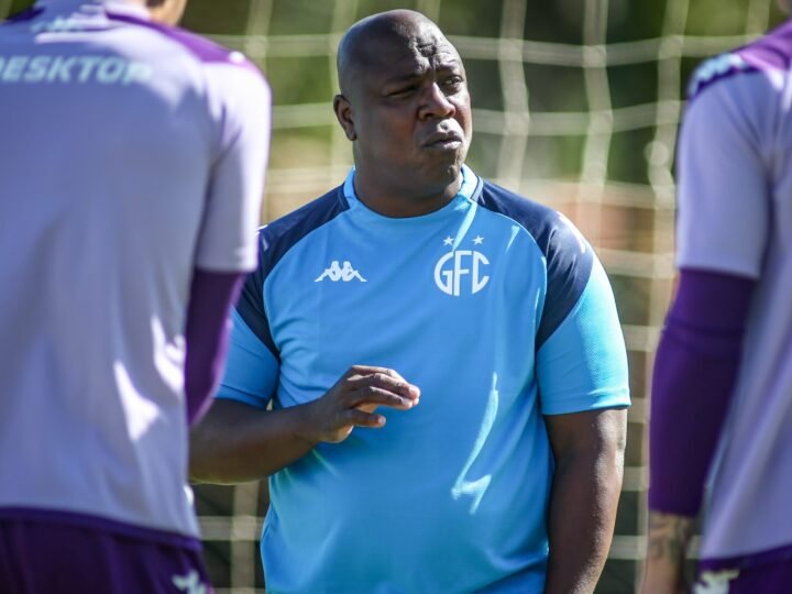 Baixa na comissão técnica: Preparador de goleiros Arzul deixa o Guarani