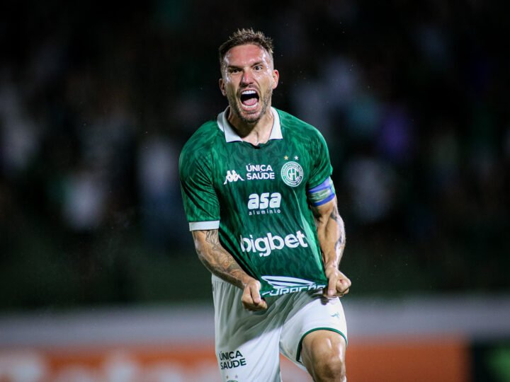 Mesmo com mudanças, time não evoluí, e gol no fim dá vitória ao Bugre. Guarani 1×0 Santa Cruz