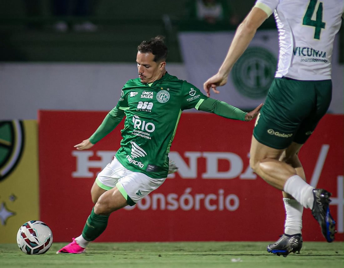Empate em casa – Futebol ruim, sem criatividade, e mais uma vez Caíque França salva o Bugre