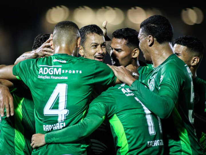Guarani joga bem, bate a Inter de Limeira no Brinco de Ouro e assume a vice-liderança da Série C
